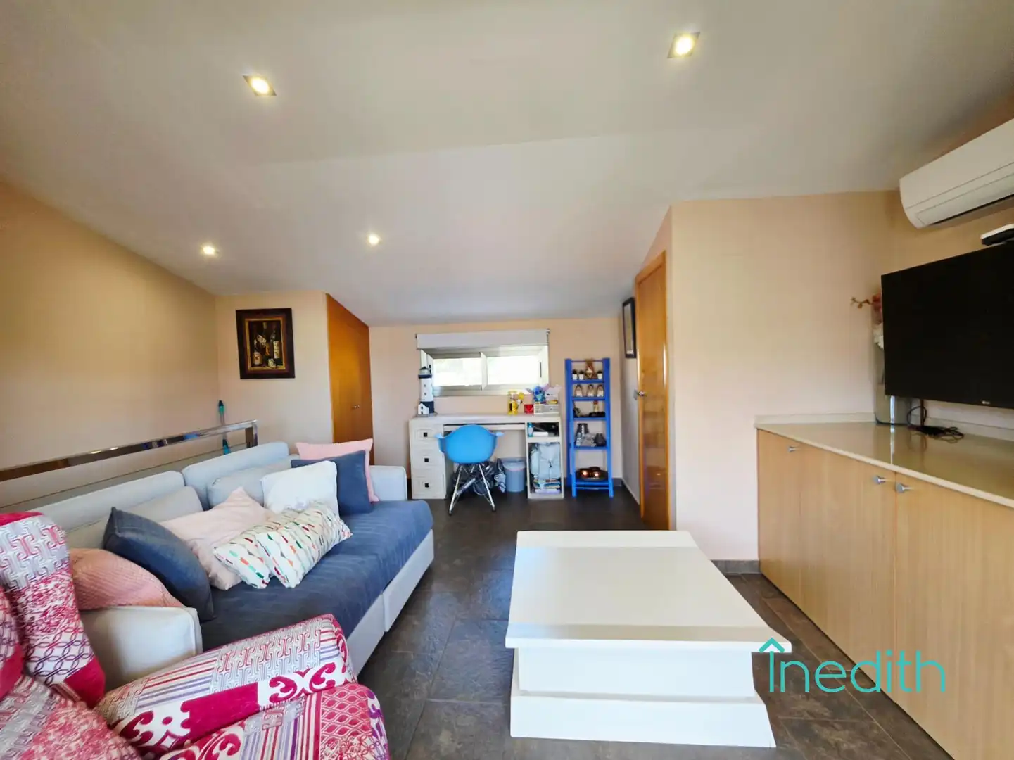 Houses for sale in Cubelles  with Air Conditioner, Heating and Private garden