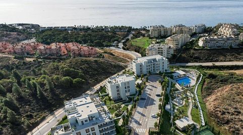 APARTAMENTOS Y ÁTICOS PARA DISFRUTAR DE SUS VISTAS AL MAR Y ZONAS COMUNES, MUY CERCA DE LA PLAYA !!!