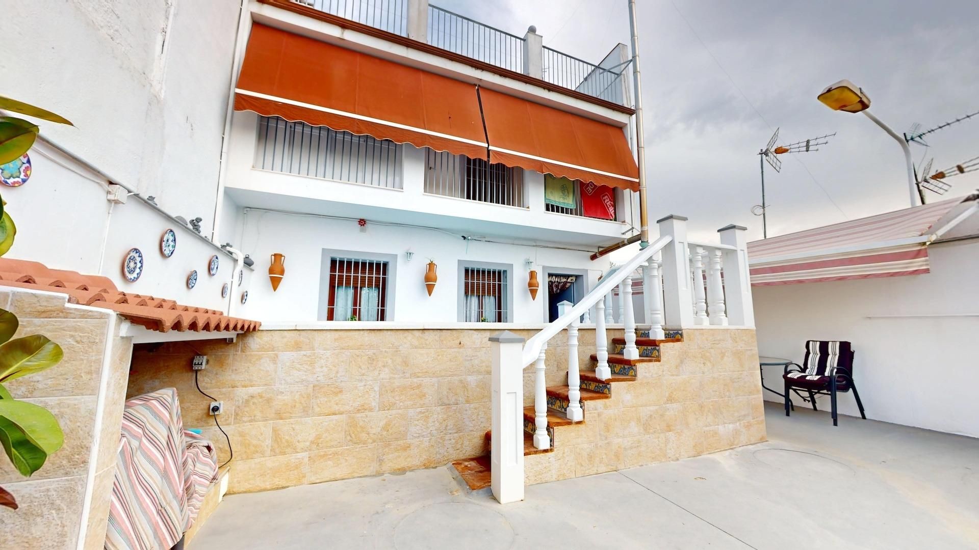 Exterior view of House or chalet for sale in  Córdoba Capital