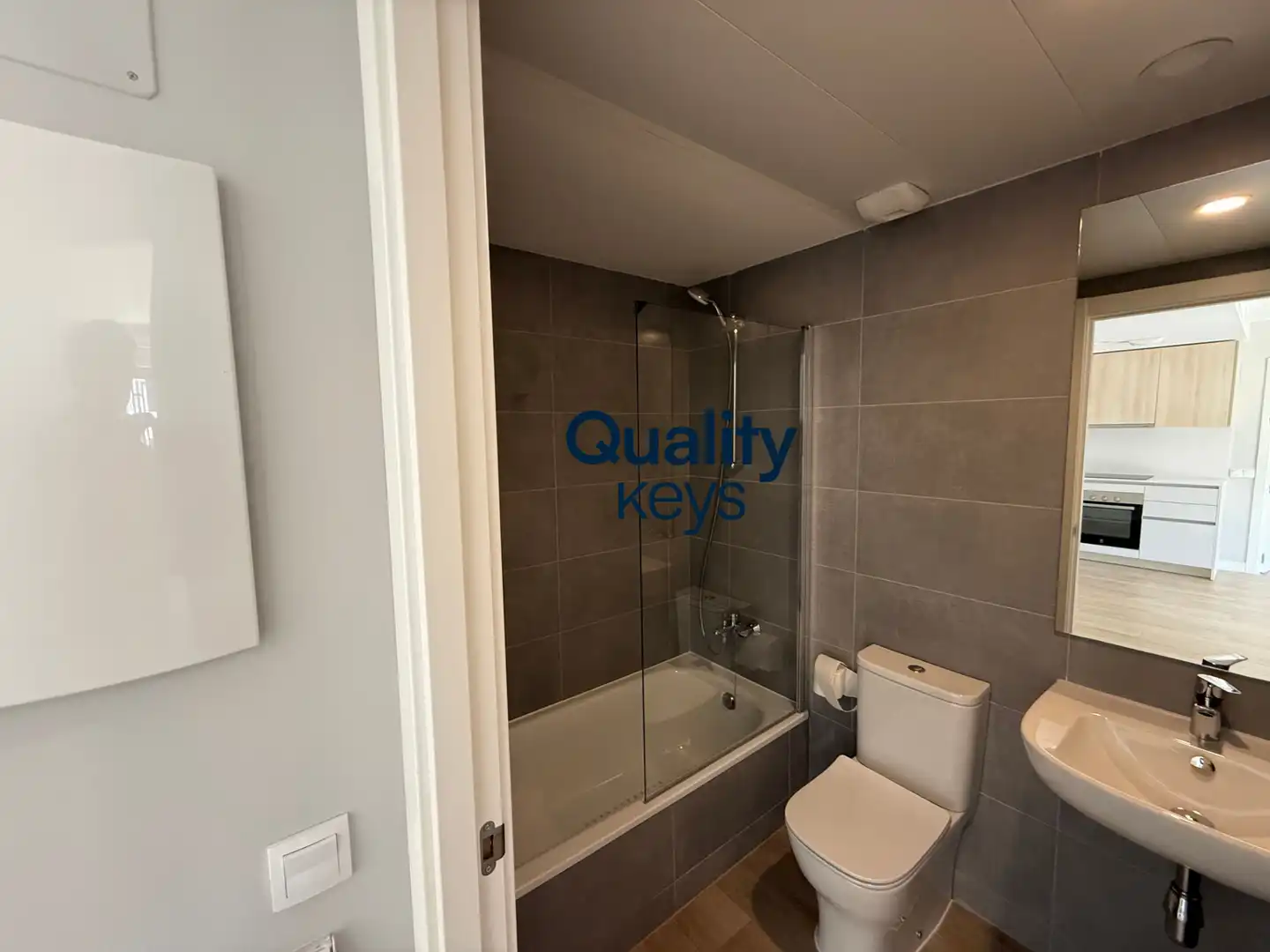 Baño de Piso de alquiler en Madrid con Aire acondicionado, Calefacción y Terraza