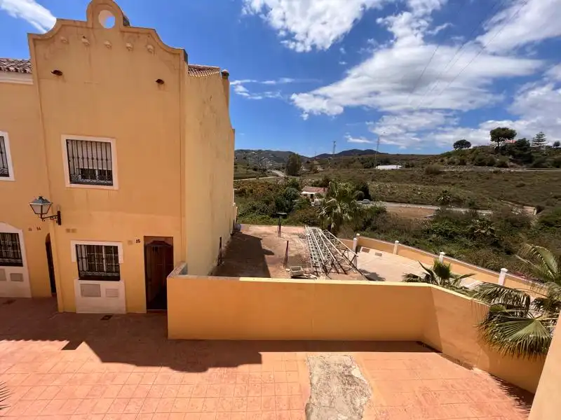 Vista exterior de Pis en venda en Nerja