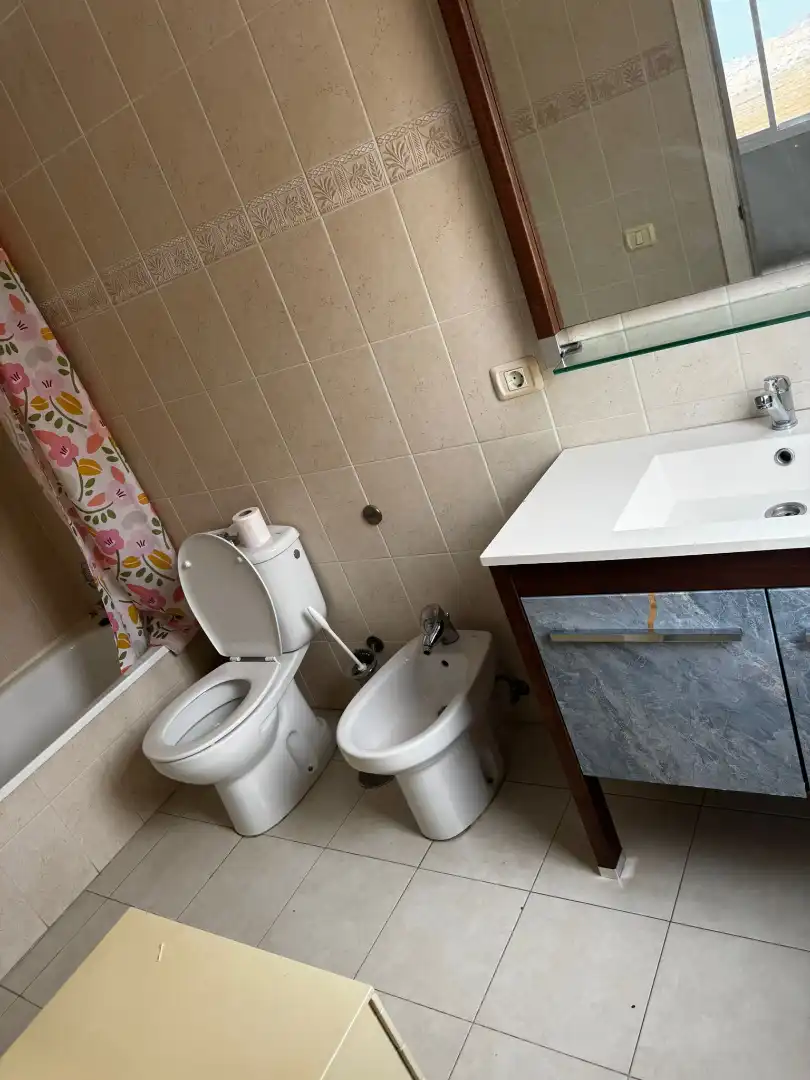 Badezimmer von Einfamilien-Reihenhaus zum Verkauf in Adeje mit Terrasse