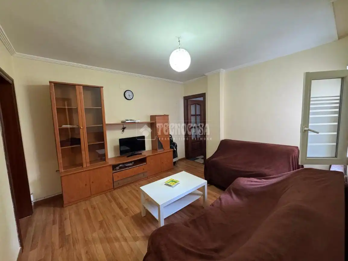 Wohnzimmer von Wohnung zum Verkauf in Palencia mit Heizung, Parkett und Abstellraum