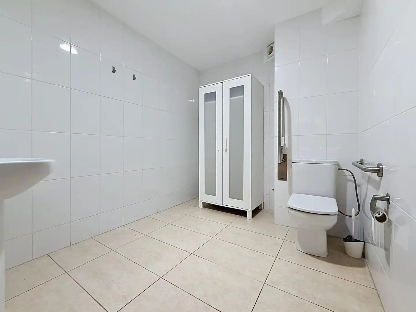 Badezimmer von Geschaftsraum zur Miete in Valencia