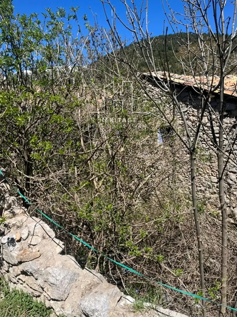 Buildings for sale in Gósol