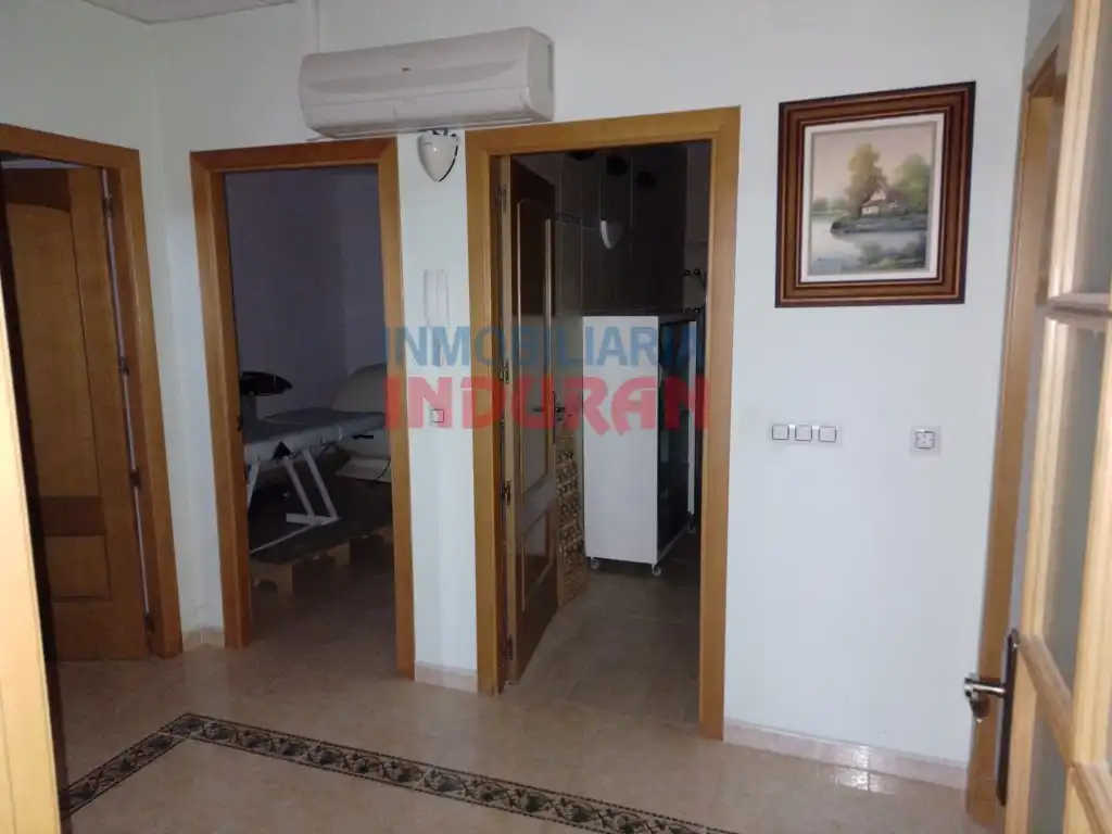 Local commercial à vendre à Calle Nueva Avenida, imagen 2