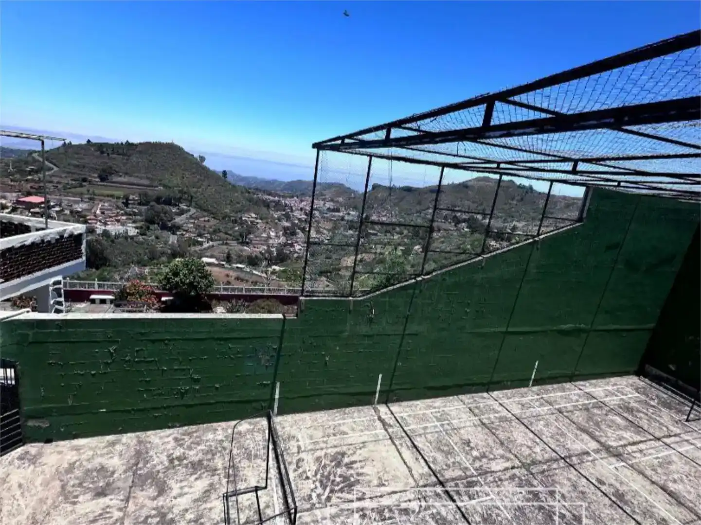 Terrassa de Casa o xalet en venda en Vega de San Mateo amb Aire condicionat, Piscina i Balcó