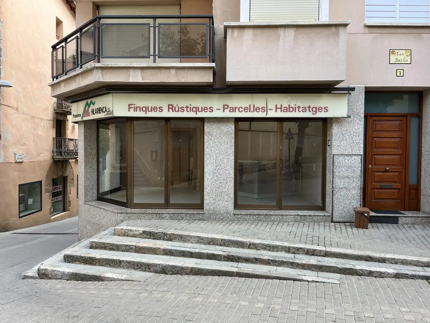 Local comercial en venta en Carrer Josep Ximeno 2, imagen 2