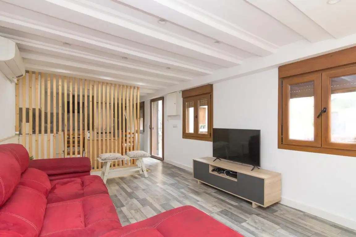 Living room of Houses for sale in Sant Cugat del Vallès  with Air Conditioner, Heating and Private garden