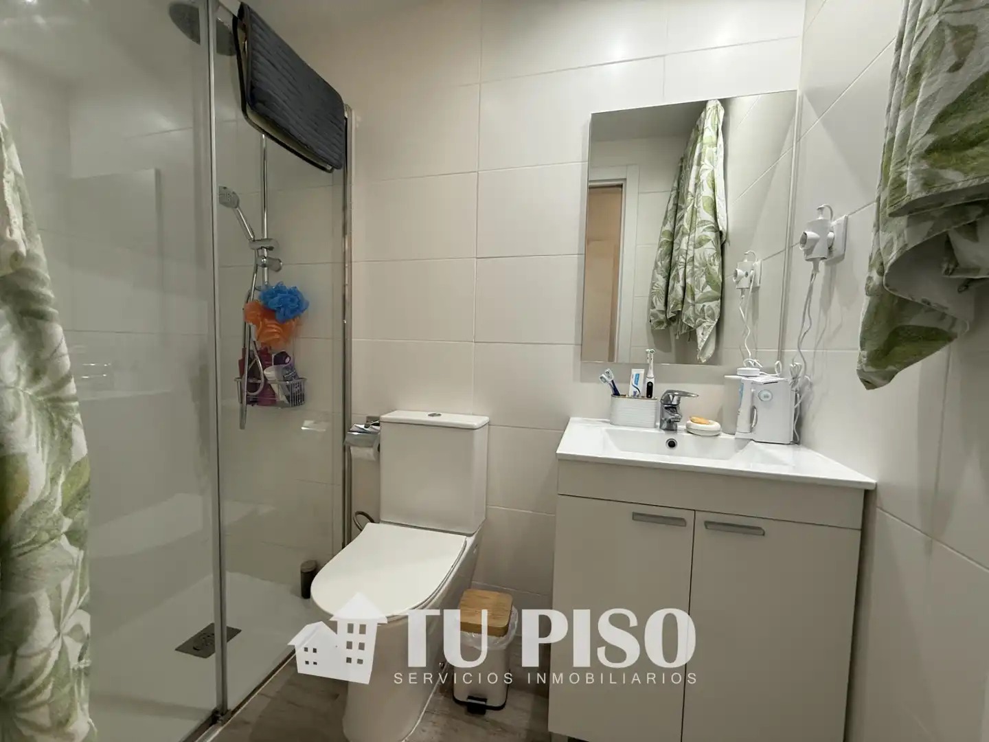 Baño de Piso en venta en Madrid con Aire acondicionado, Calefacción y Amueblado