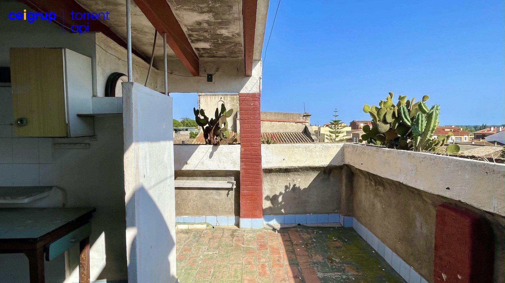 Terrassa de Casa adosada en venda en Torroella de Montgrí amb Terrassa, Moblat i Balcó