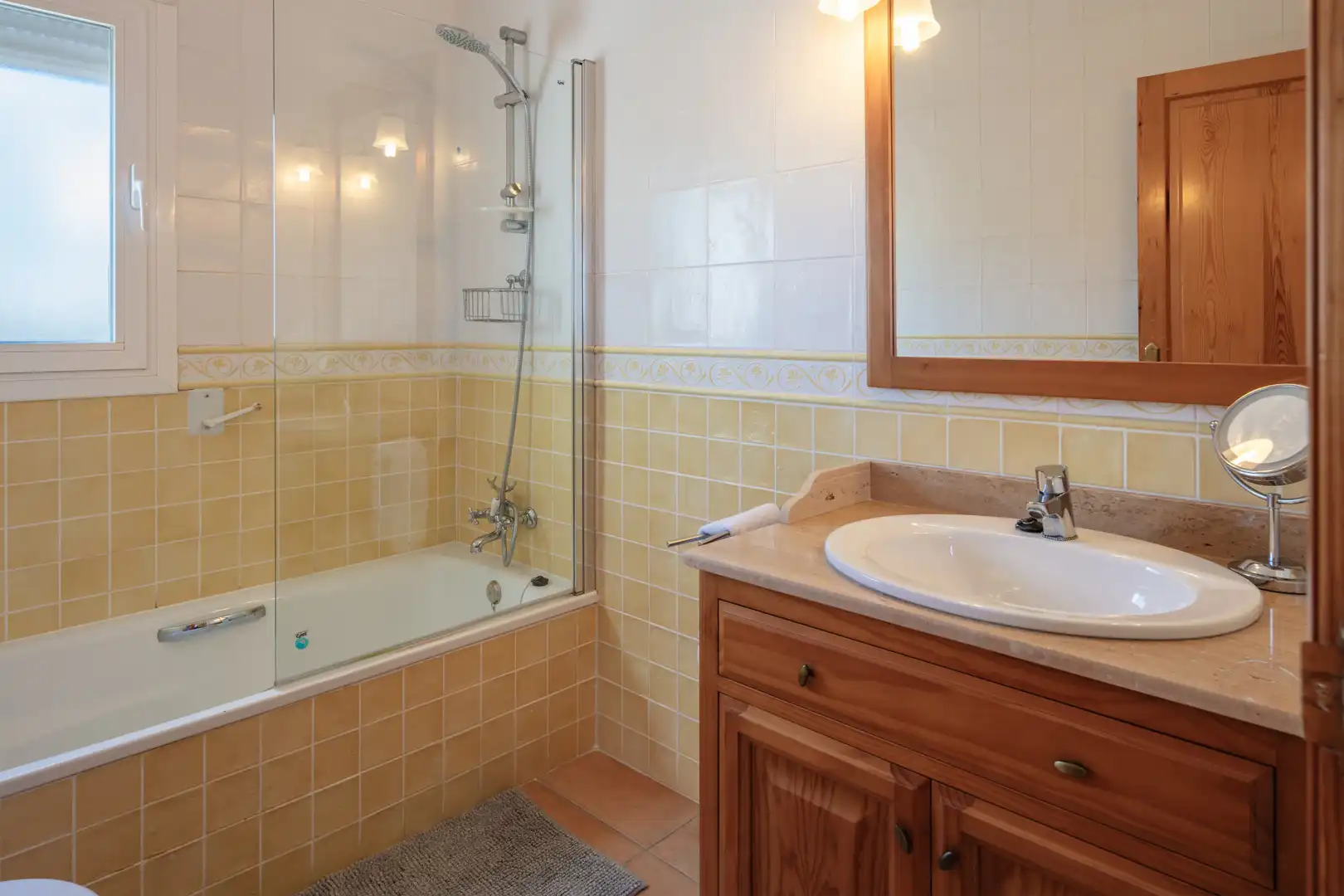 Bathroom of Houses for sale in Jávea / Xàbia  with Air Conditioner, Heating and Private garden