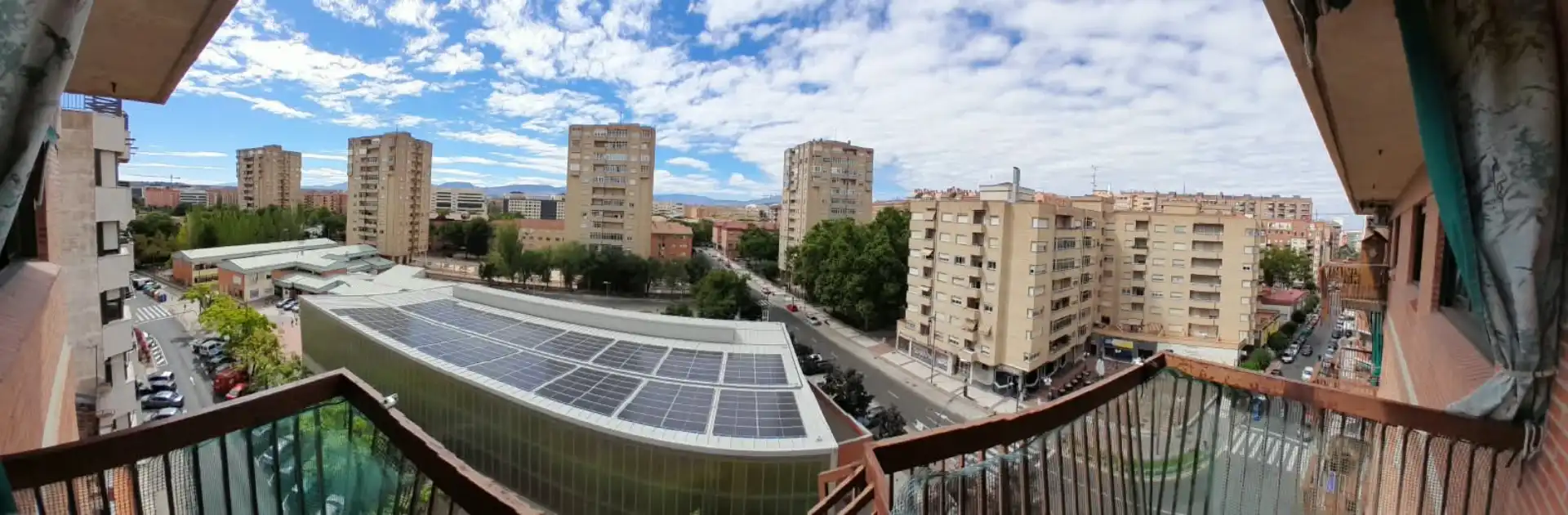 Vista exterior de Pis en venda en  Logroño amb Balcó