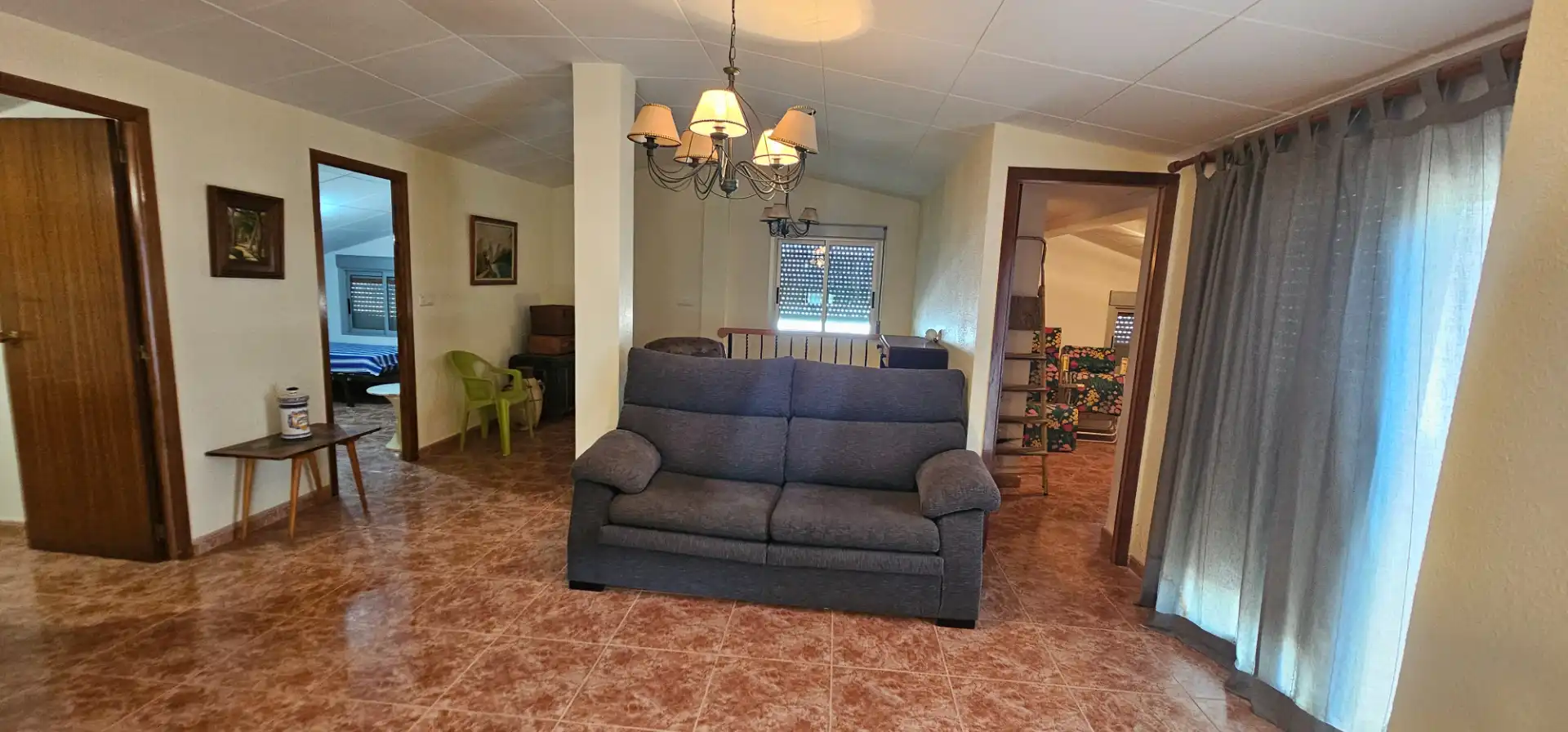 Sala d'estar de Casa o xalet en venda en Corbera amb Terrassa, Moblat i Balcó