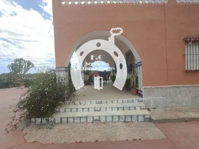 Villa à vendre à La Algoda - Matola - Llano de San José