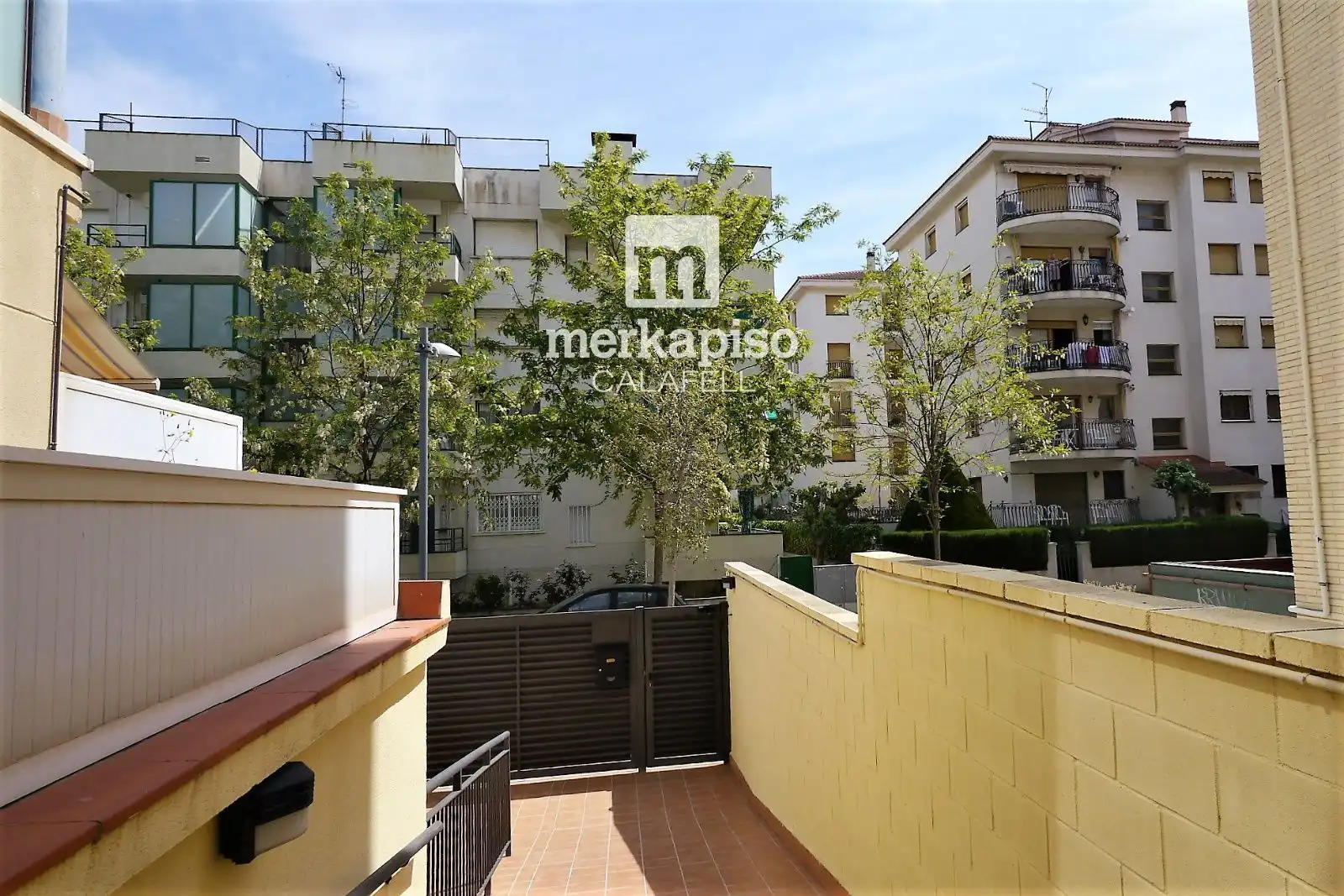 Vista exterior de Piso en venta en Calafell con Aire acondicionado, Terraza y Piscina