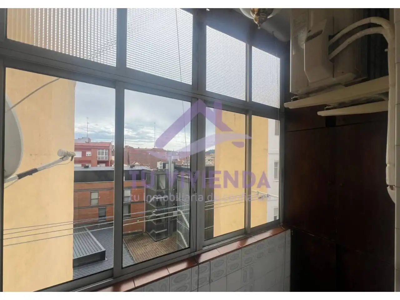 Vista exterior de Piso en venta en Valladolid con Calefacción, Parquet y Amueblado