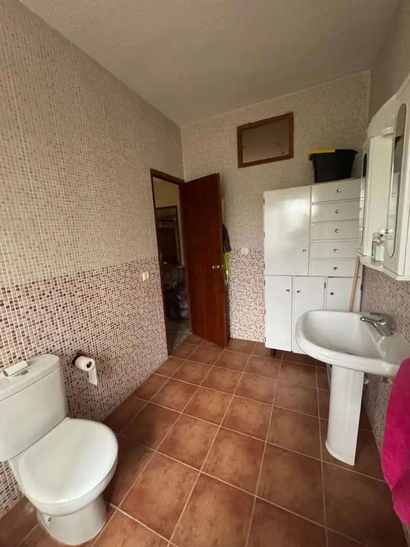 Bathroom of Houses for sale in Daimiel