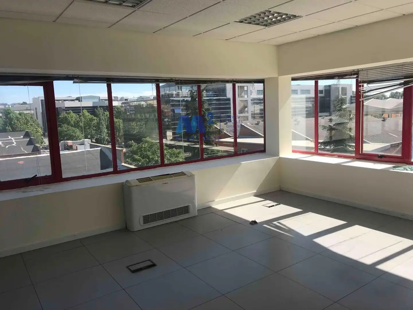 Fabrikhallen zum Verkauf in Alcobendas
