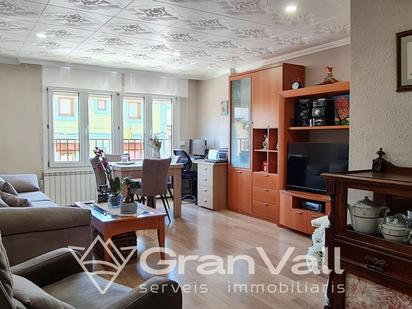 Living room of Apartment for sale in Puigcerdà  with Heating and Balcony