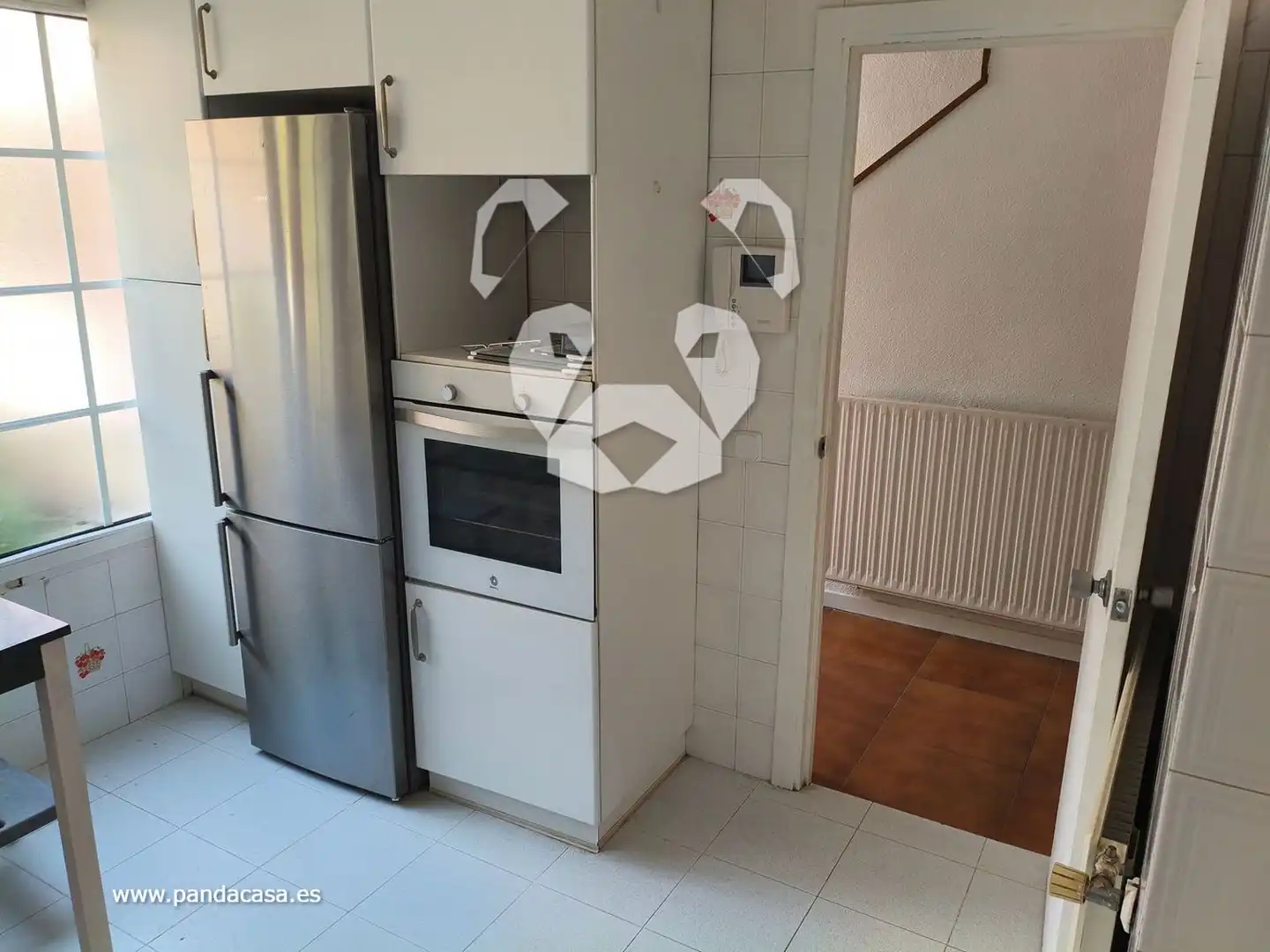 Cuina de Casa adosada de lloguer en La Moraleja amb Aire condicionat, Calefacció i Parquet