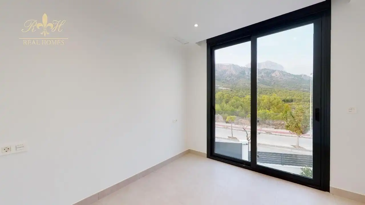 Habitación de Casa o chalet en venta en Polop con Aire acondicionado, Calefacción y Trastero