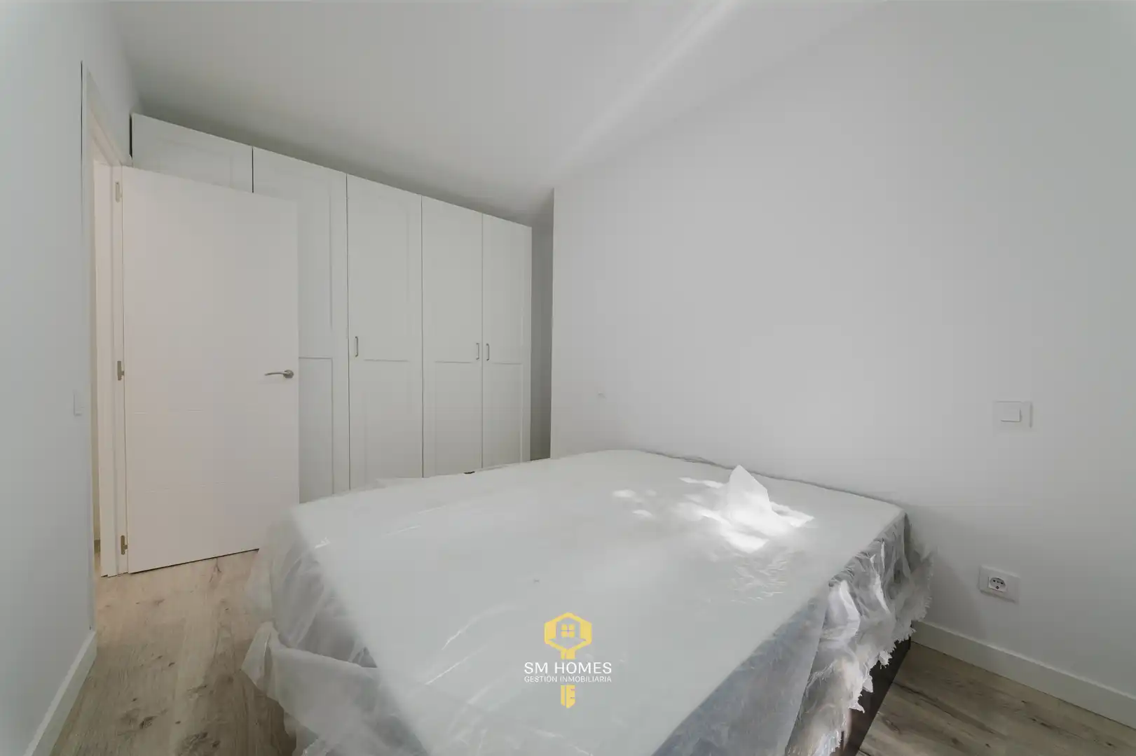 Habitación de Piso de alquiler en Coslada con Calefacción, Amueblado y Horno