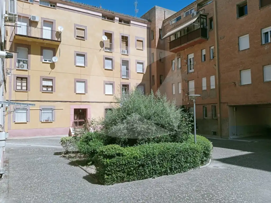 Vista exterior de Casa o chalet de alquiler en Cáceres con Amueblado