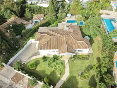 Xalet amb piscina en venda a El Faro de Calaburra - Chaparral, imagen 2