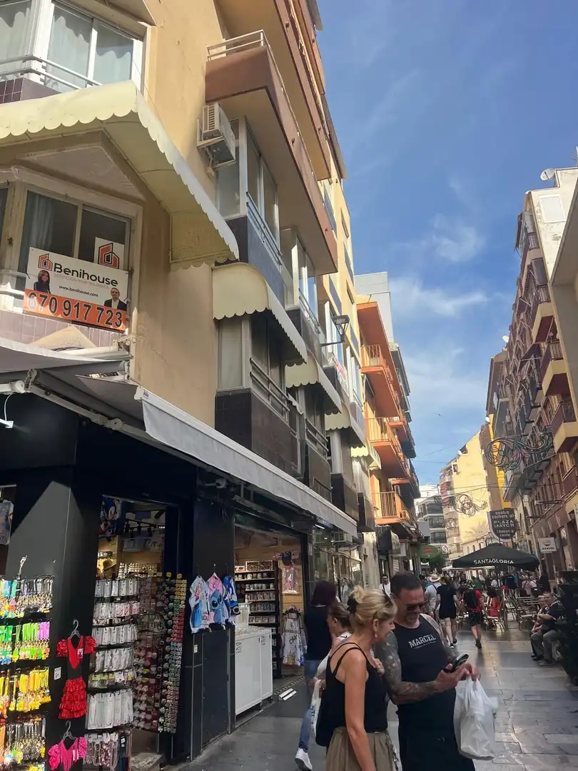 Vista exterior de Apartament en venda en Benidorm