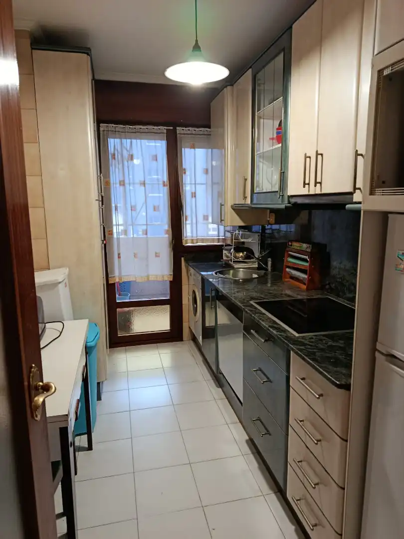 Cocina de Apartamento en venta en Santander con Calefacción, Trastero y Amueblado