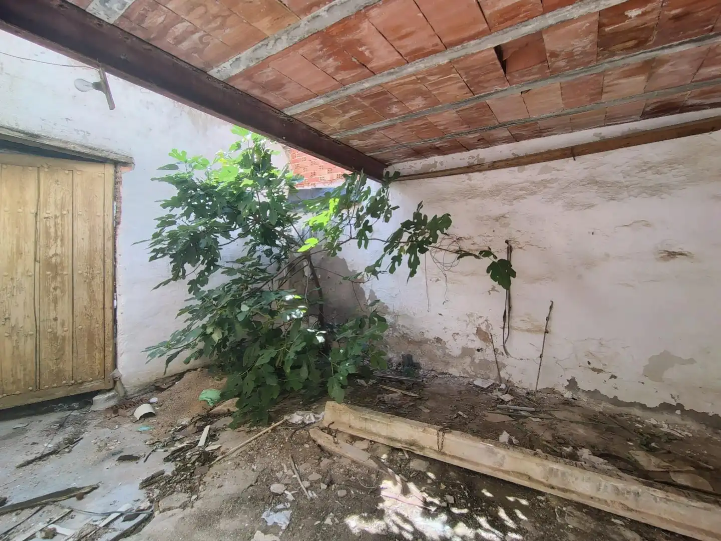 Casa adosada en venda en Campo de Criptana amb Balcó