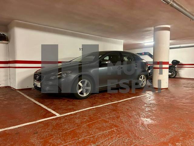 Garaje en Venta en Via Augusta en Les Tres Torres