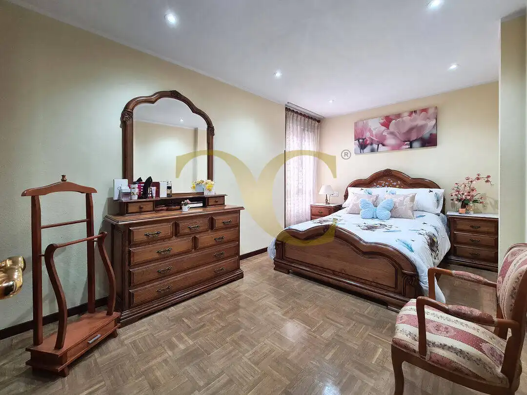 Bedroom of Flat for sale in Gijón   with Heating