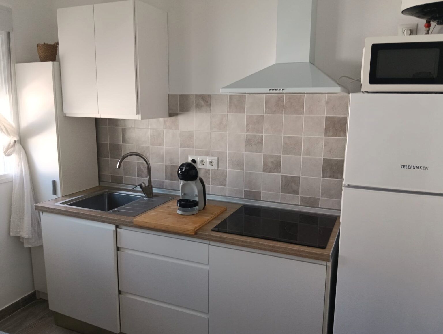 Cuina de Estudi en venda en Chipiona amb Aire condicionat i Moblat