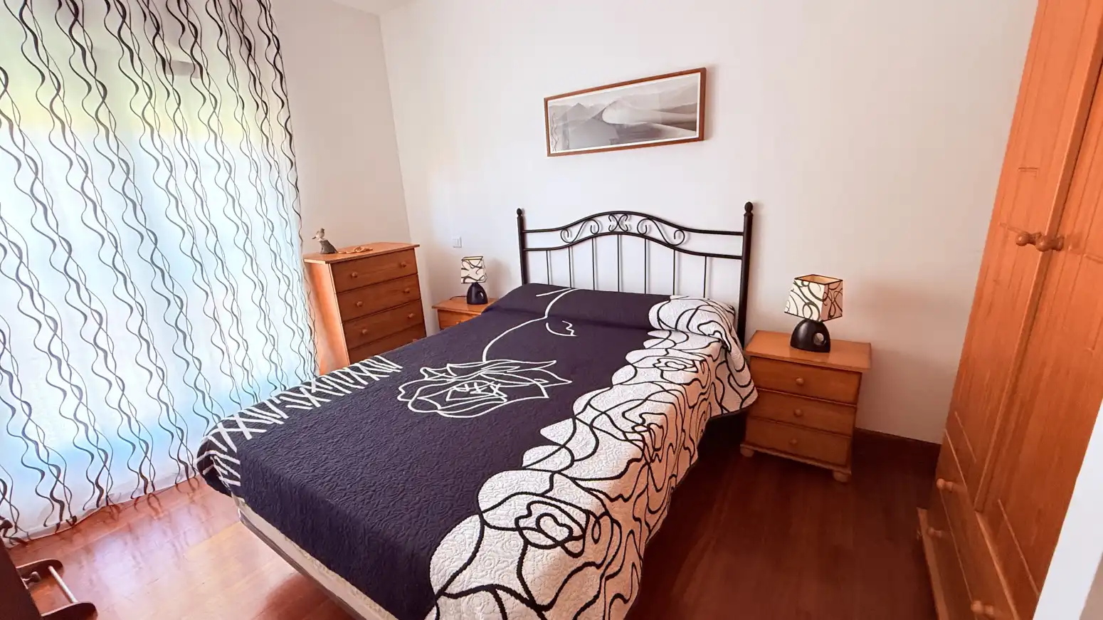 Habitación de Casa adosada en venta en Alfoz de Lloredo con Calefacción, Jardín privado y Terraza