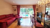 Sala d'estar de Casa o xalet en venda en Girona Capital amb Aire condicionat i Terrassa