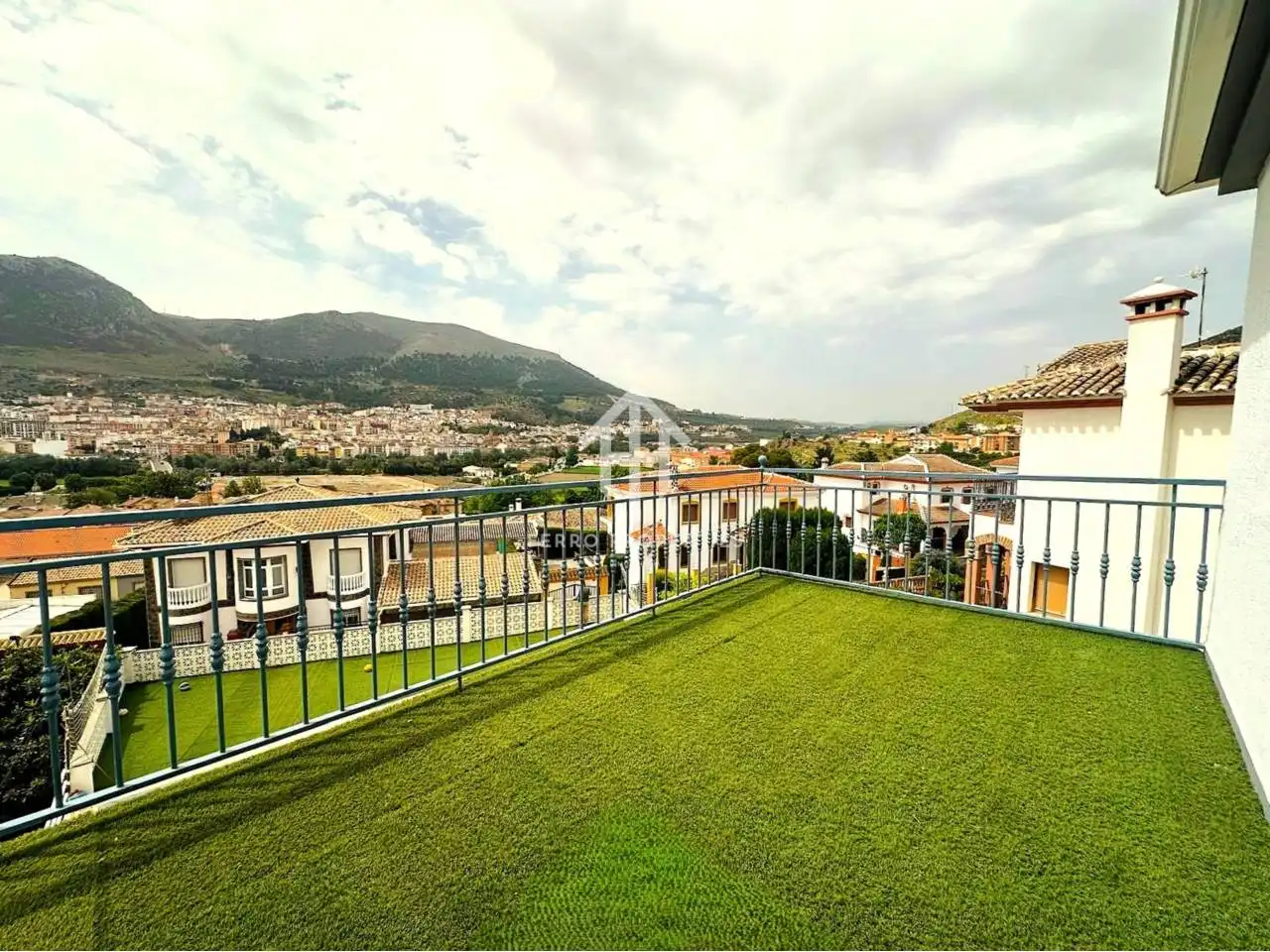 Terrassa de Casa o xalet en venda en Loja amb Aire condicionat, Jardí privat i Terrassa