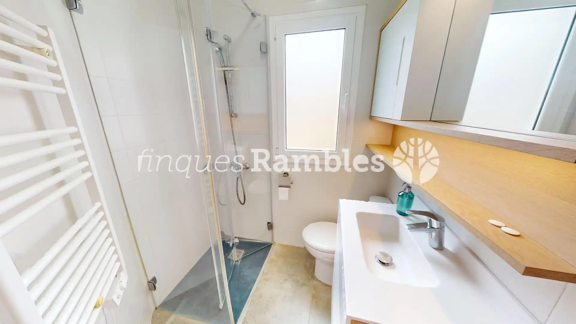 Baño de Ático en venta en Ponent - Set Camins