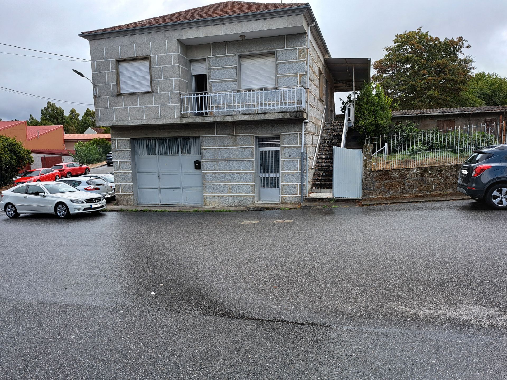 Vista exterior de Casa o chalet en venta en O Carballiño   con Terraza, Amueblado y Balcón