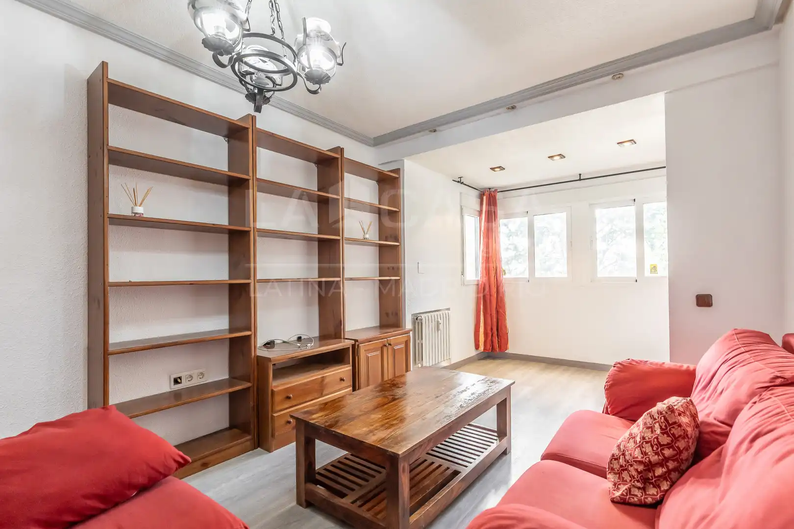 Sala de estar de Piso en venta en  Madrid Capital con Calefacción