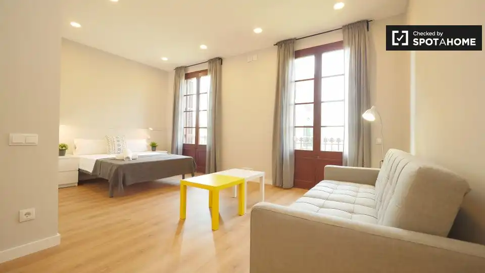 Flat with terrace to rent in Sants - Montjuïc, imagen 5