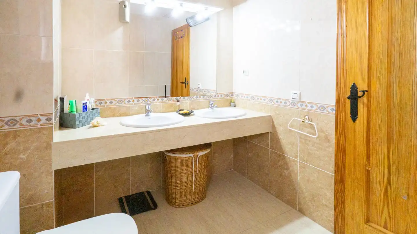 Bathroom of Detached homes for sale in Santa Pola  with Air Conditioner, Terrace and Swimming Pool