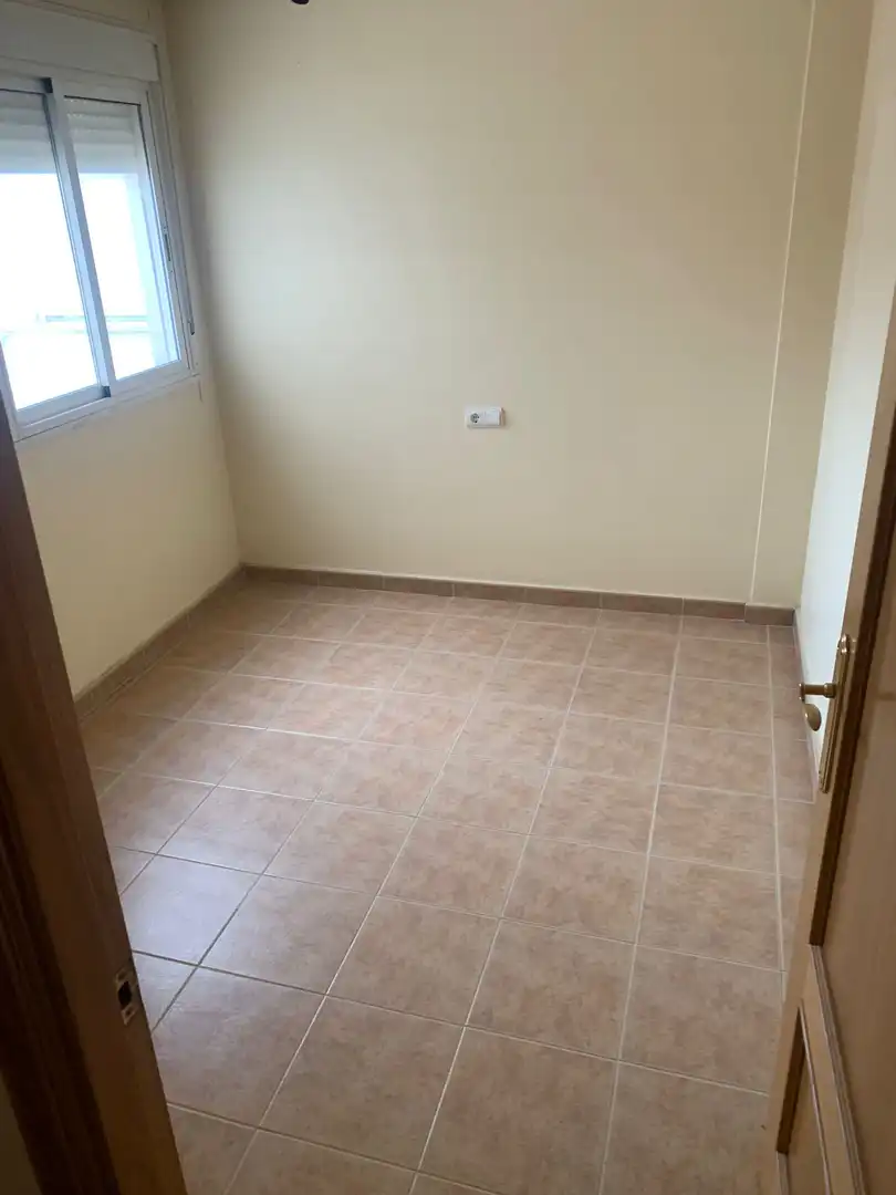 Piso en venta en Calle Maestro Serrano, Dolores