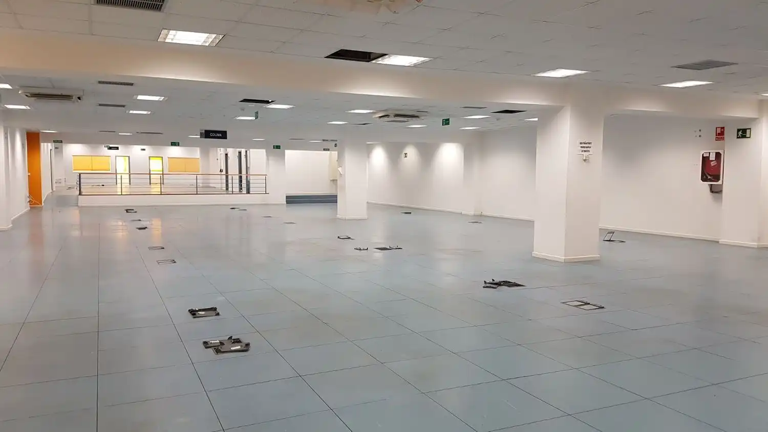 Oficina de lloguer a Calle Leonardo da Vinci, imagen 2