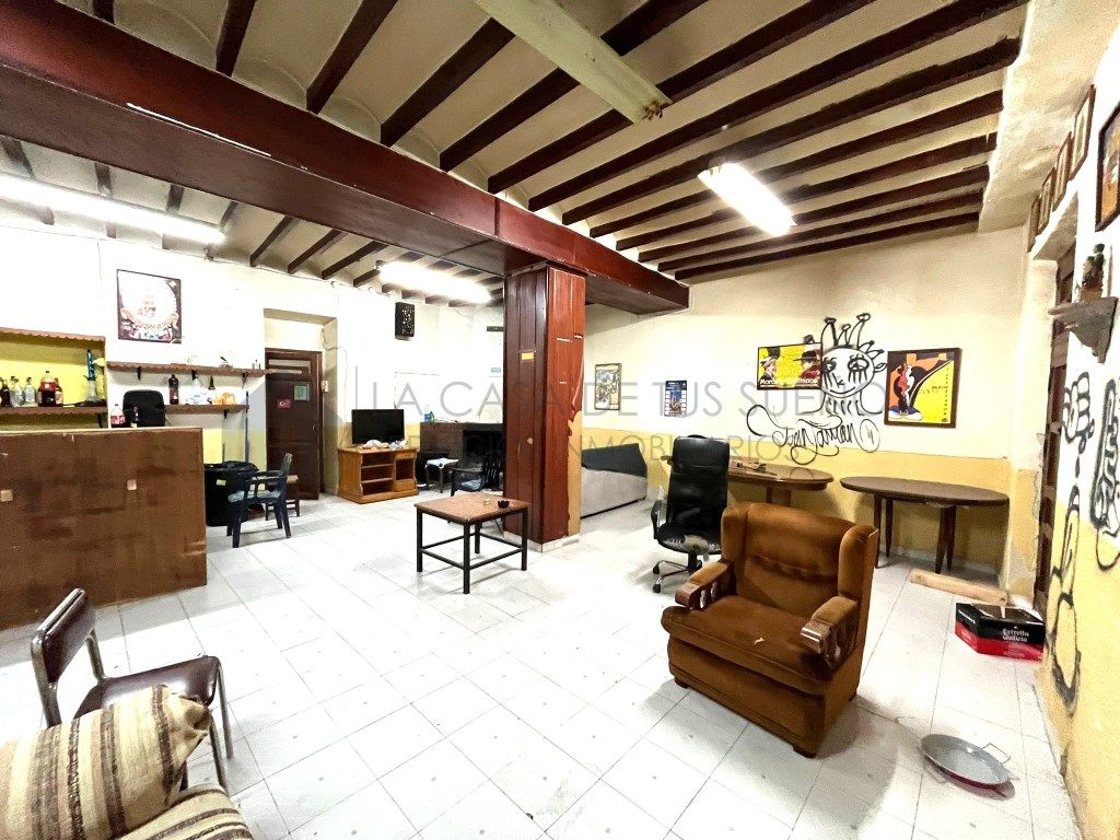 Flat for sale in Sax