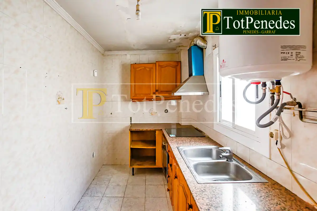 Cocina de Piso en venta en Sant Pere de Ribes con Balcón