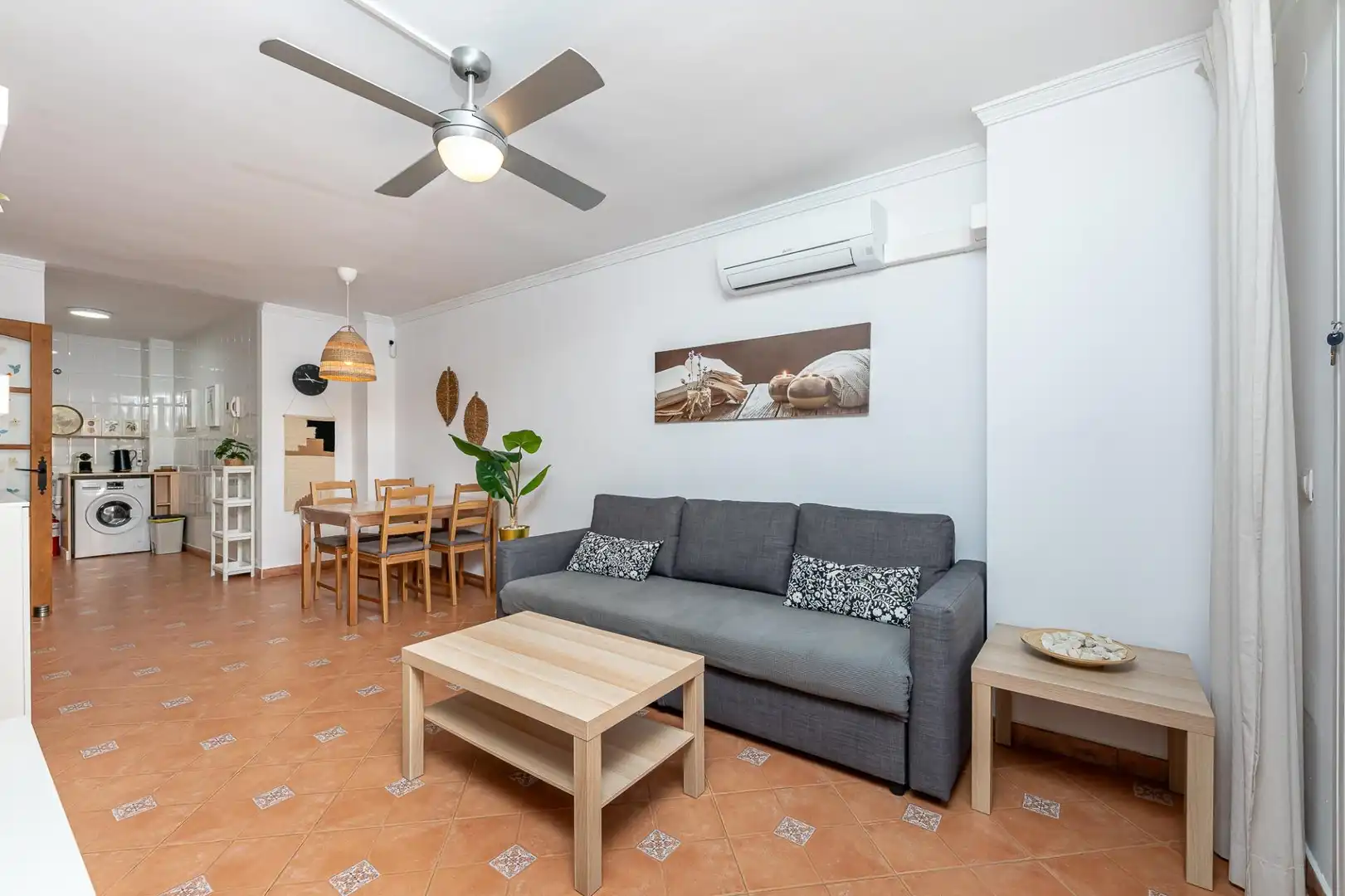 Apartament amb piscina en venda a Calle ALMUÑECAR, imagen 5