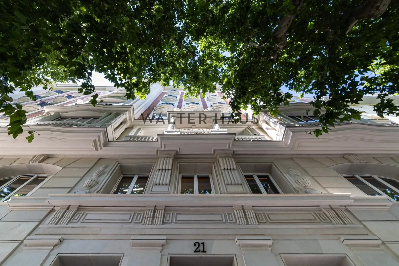 Exterior view of Flat for sale in Madrid  with Air Conditioner, Heating and Oven