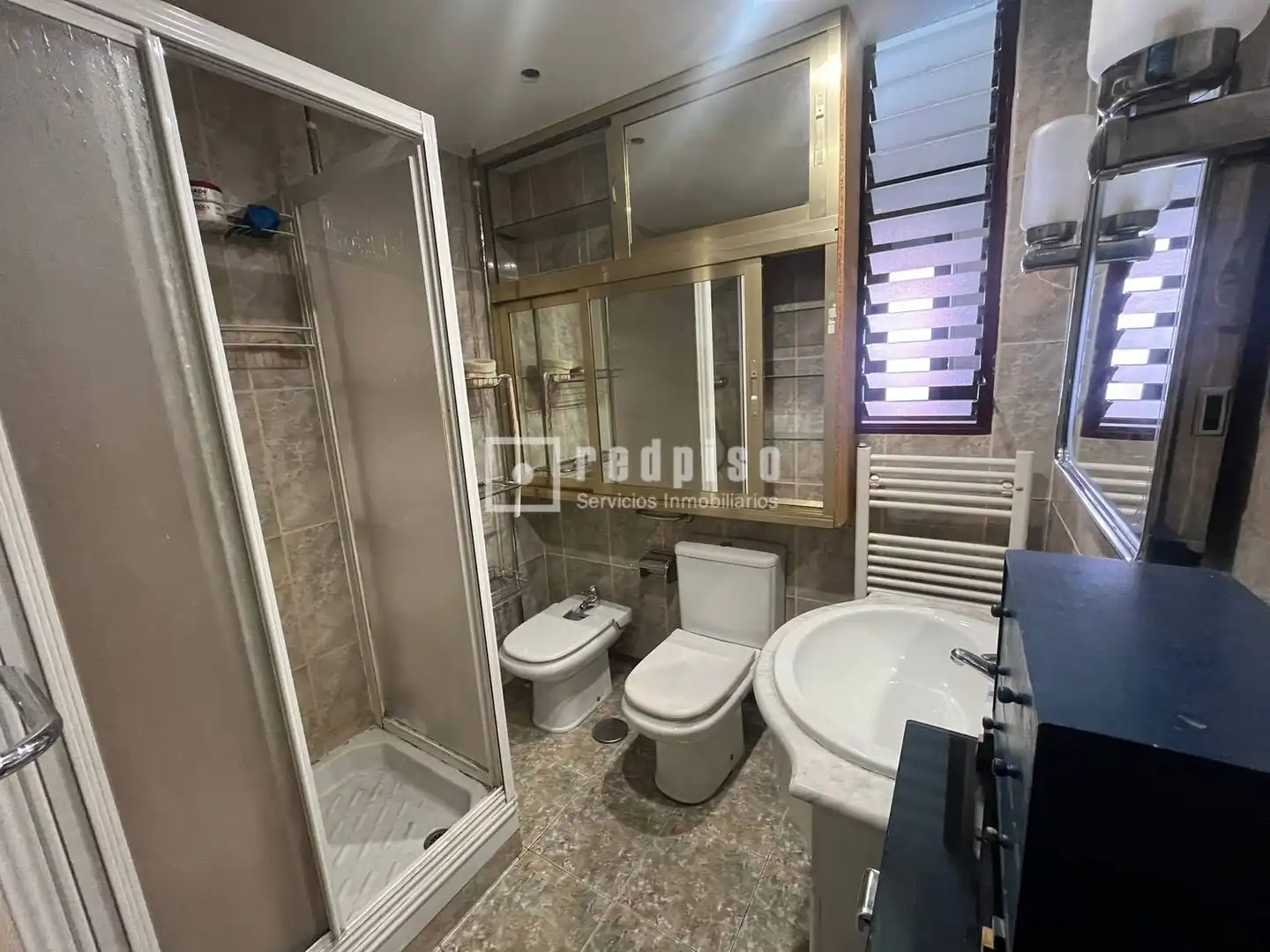 Bany de Pis en venda en Madrid amb Calefacció i Terrassa